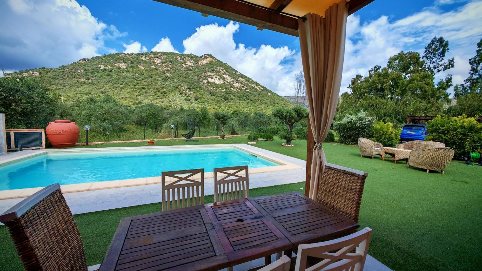Villa Paola San Teodoro Con Piscina Privata Lu Lioni Zewnętrze zdjęcie