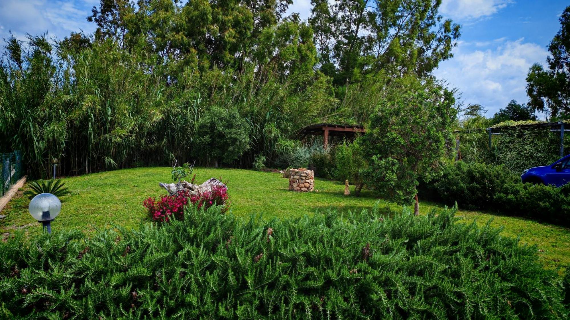 Villa Paola San Teodoro Con Piscina Privata Lu Lioni Zewnętrze zdjęcie