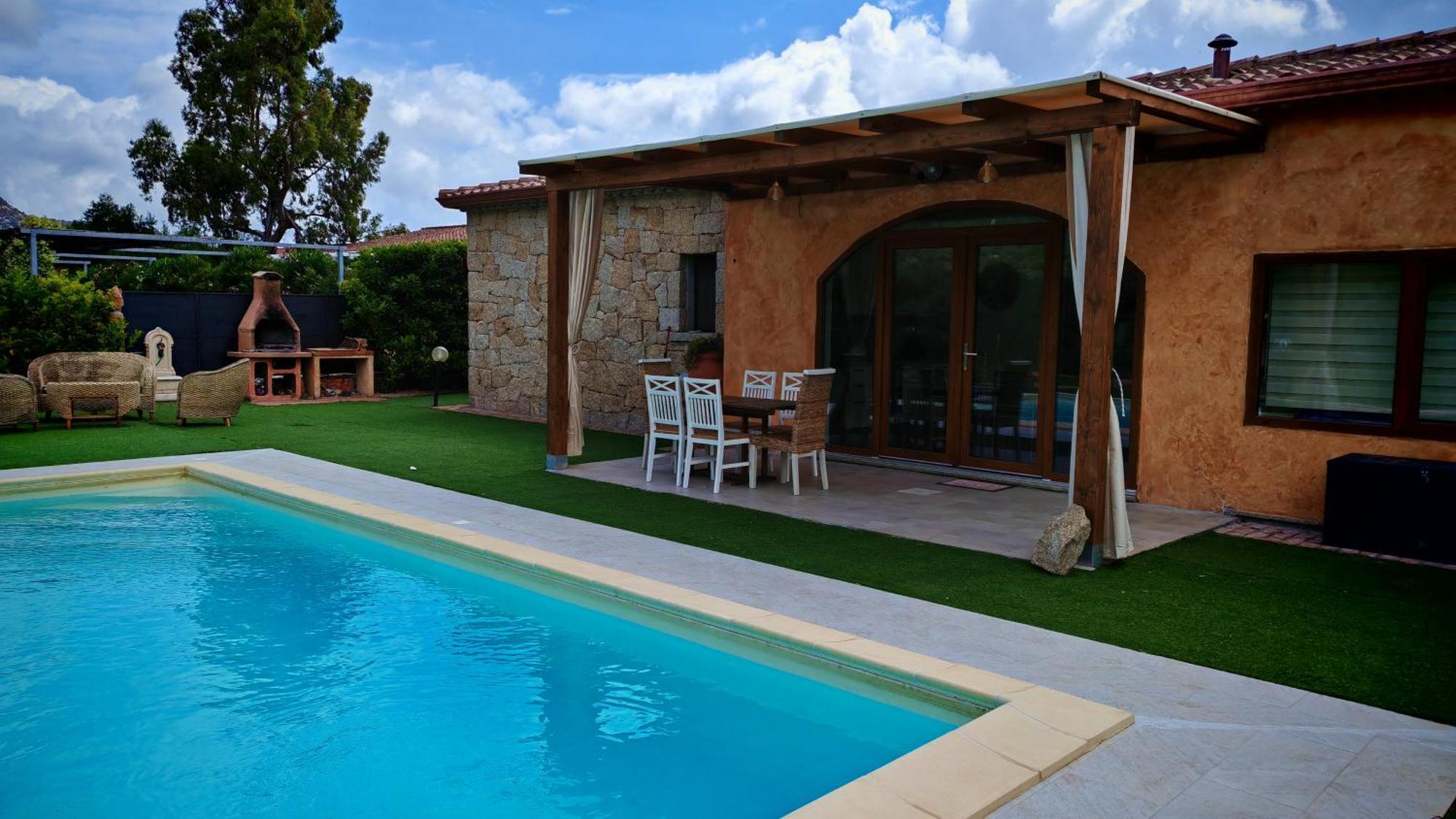 Villa Paola San Teodoro Con Piscina Privata Lu Lioni Zewnętrze zdjęcie